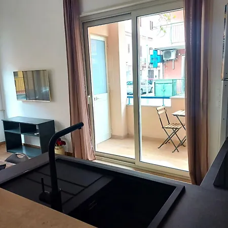Apartment 49 - Da Frank *